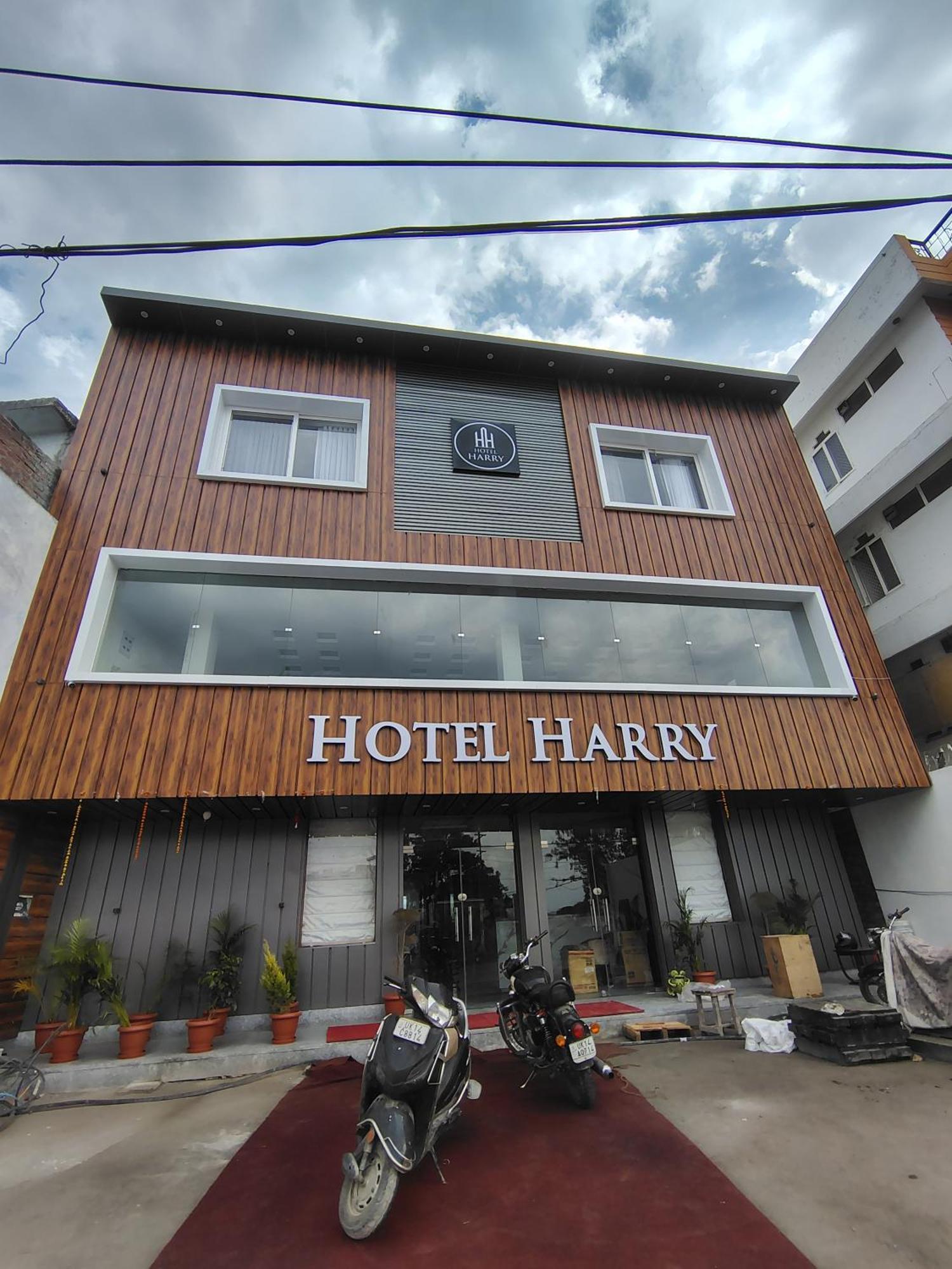 Hotel Harry Rishīkesh Exteriör bild